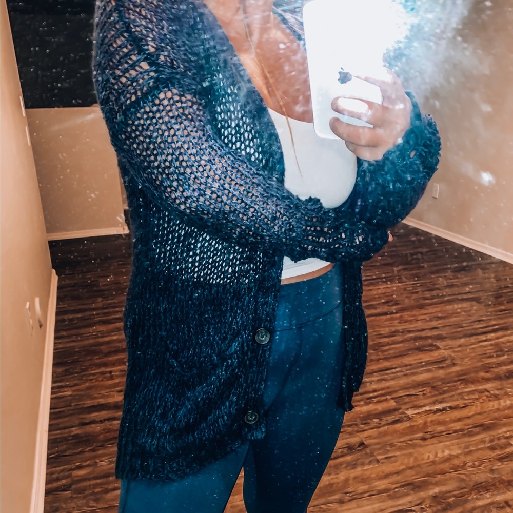 Hollister Cardigan